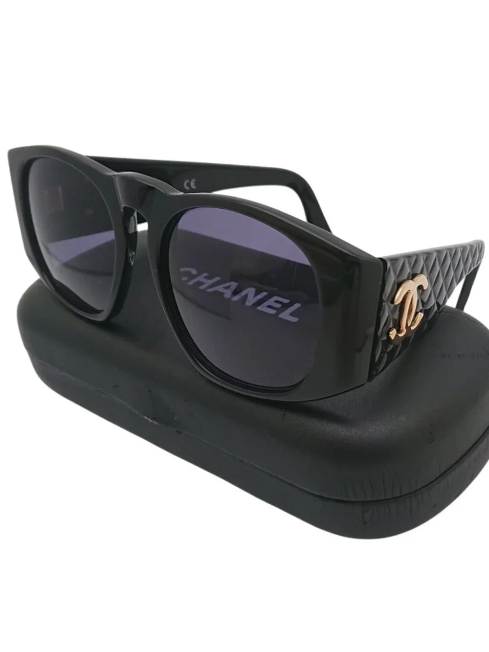 Chanel CC Logo Sunglasses Black Gold Eyewear